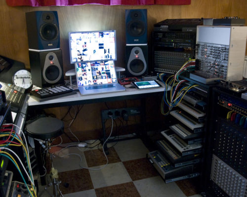the-analogue-playground